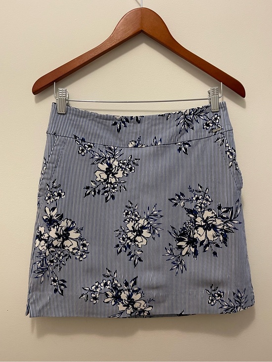 S.C. & Co. Pants - Striped Navy & White Floral Skort